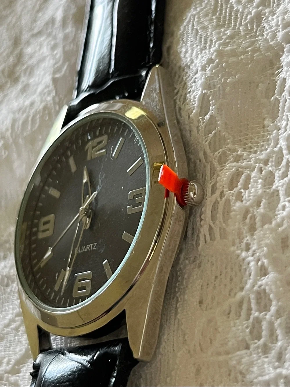Men's Classic Black Leather Strap Quartz Watch with Silver Case